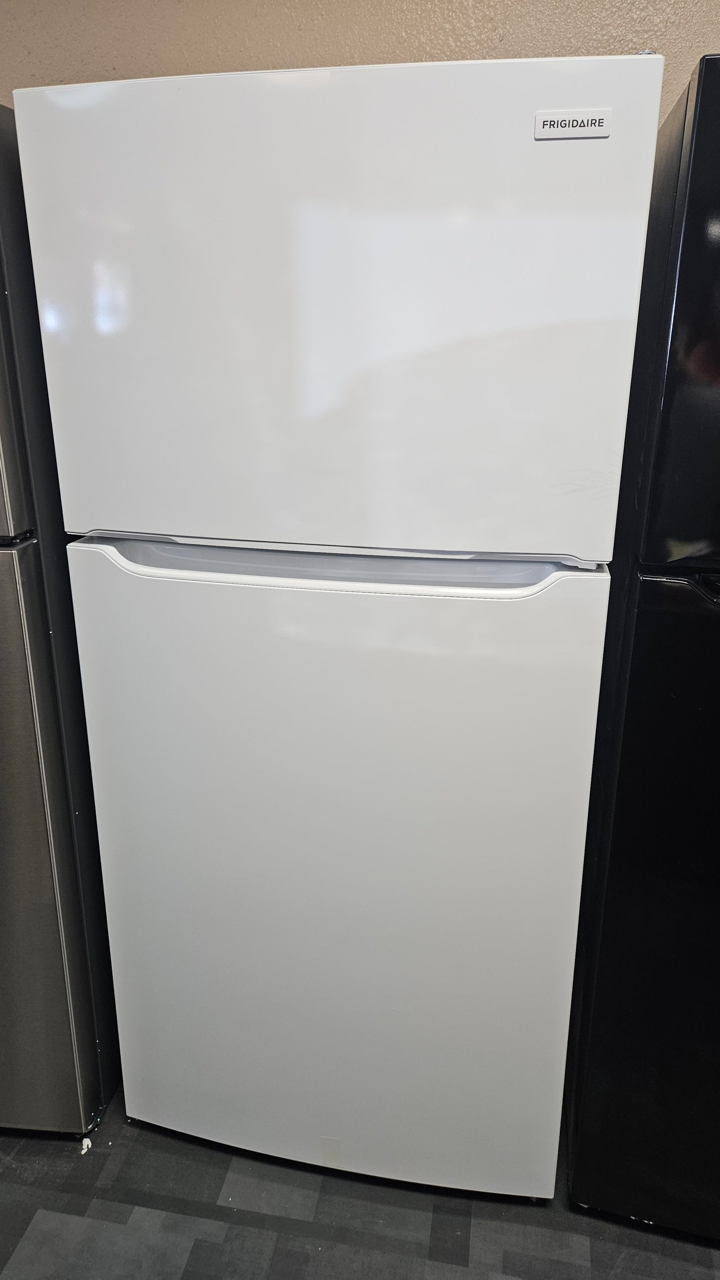 Frigidaire 20 cu.ft. White Refrigerator